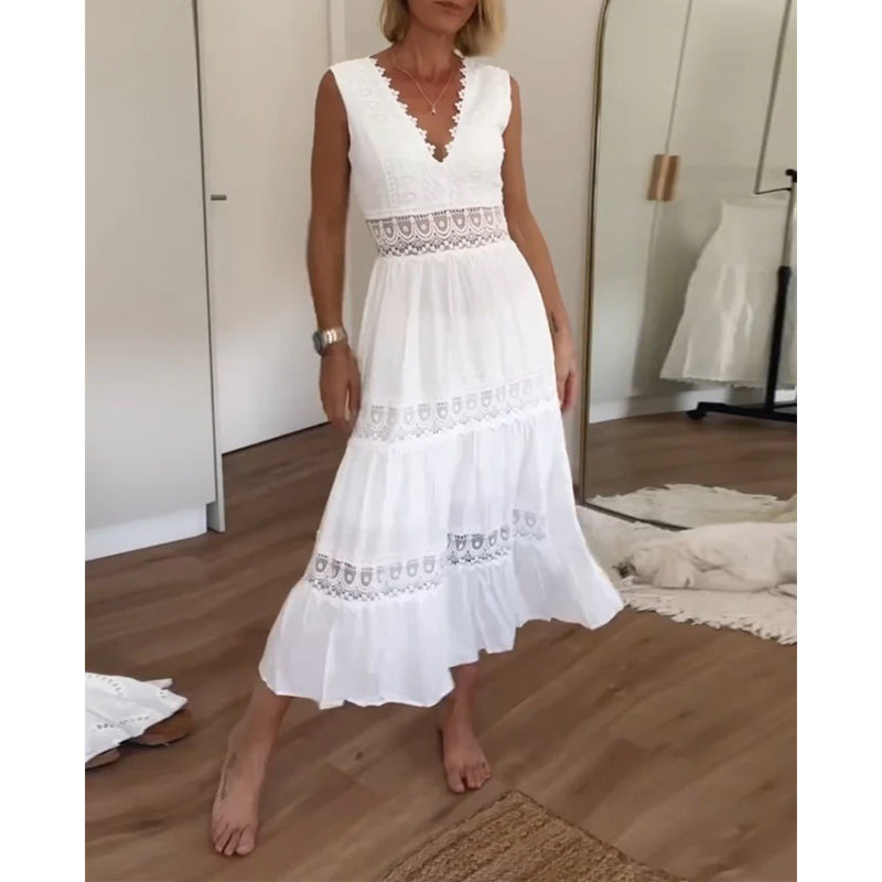 Francoise | Chic Lace Dress