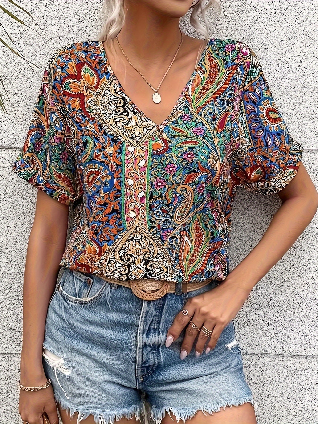 Sara V-Neck Top