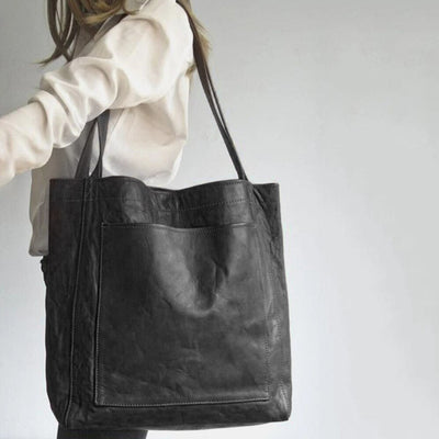 Elegant and Practical Shoulder Bag