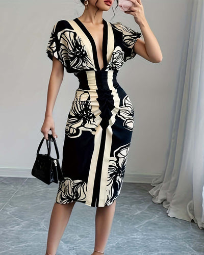 Sansa | Elegant Pleated Dress