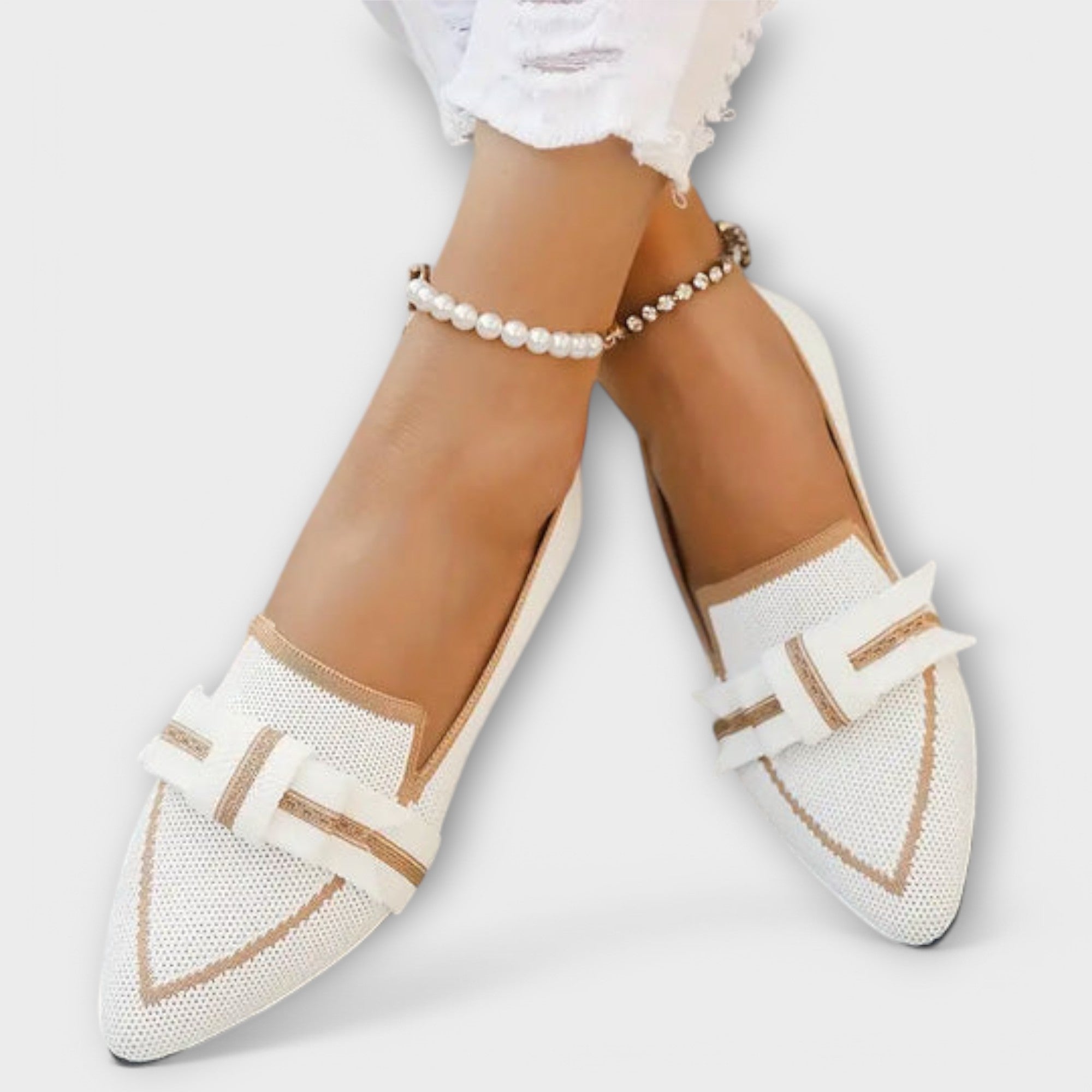 Flat Women's Shoes with Knotted Design