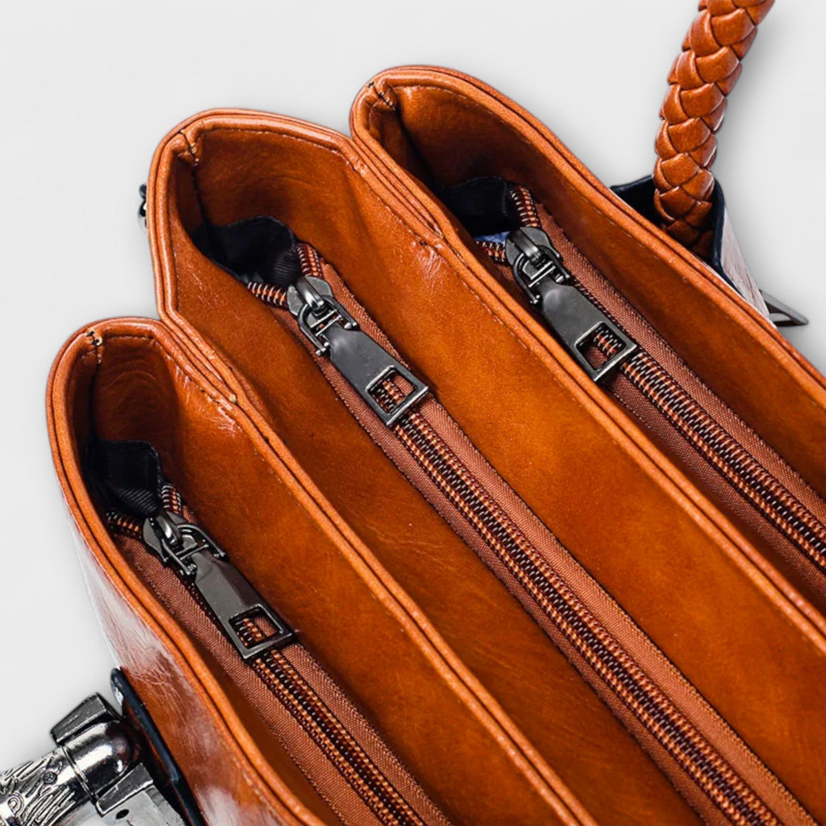 Claire - Elegant Duffel Bag