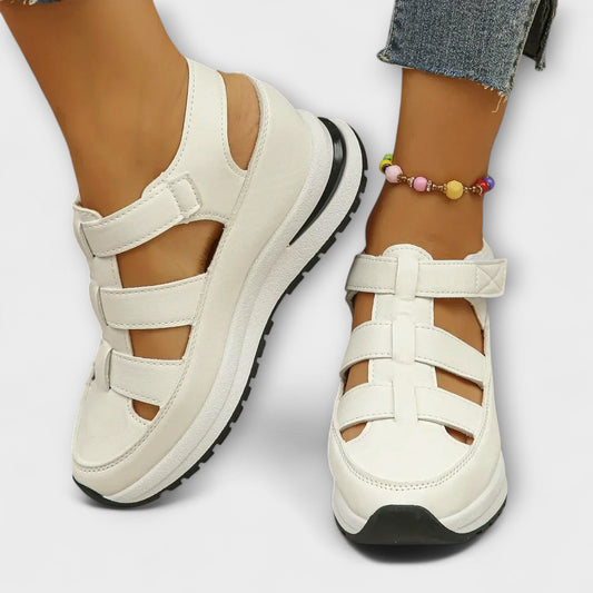 Elara – Lightweight Comfort Sandals
