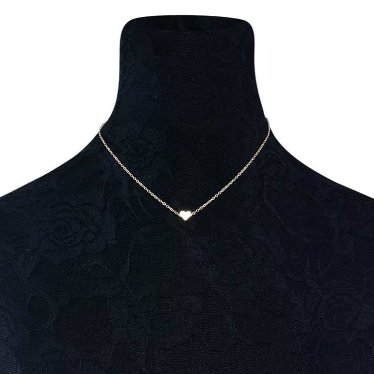 Eline's Exquisite Necklace