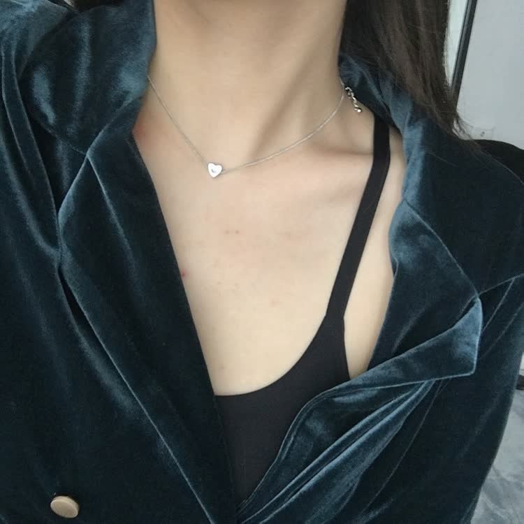 Eline's Exquisite Necklace
